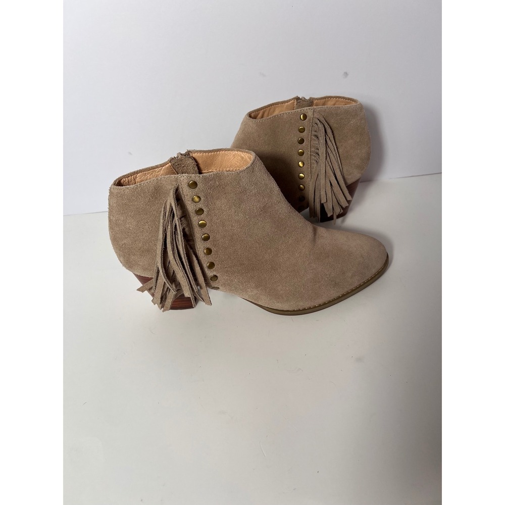 Vionic Suede Ankle Boots Fringe Studded Accents Tan Women's‎ Size 9.5